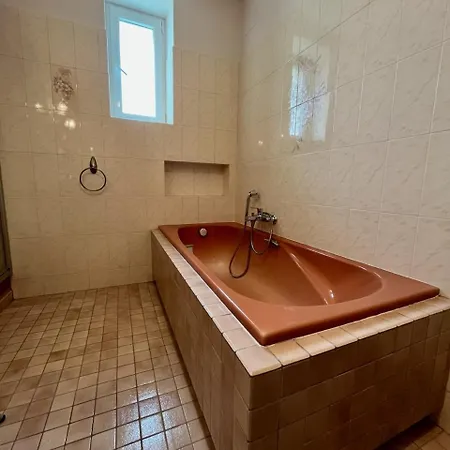 Maison Familiale Les Boucs Holiday home